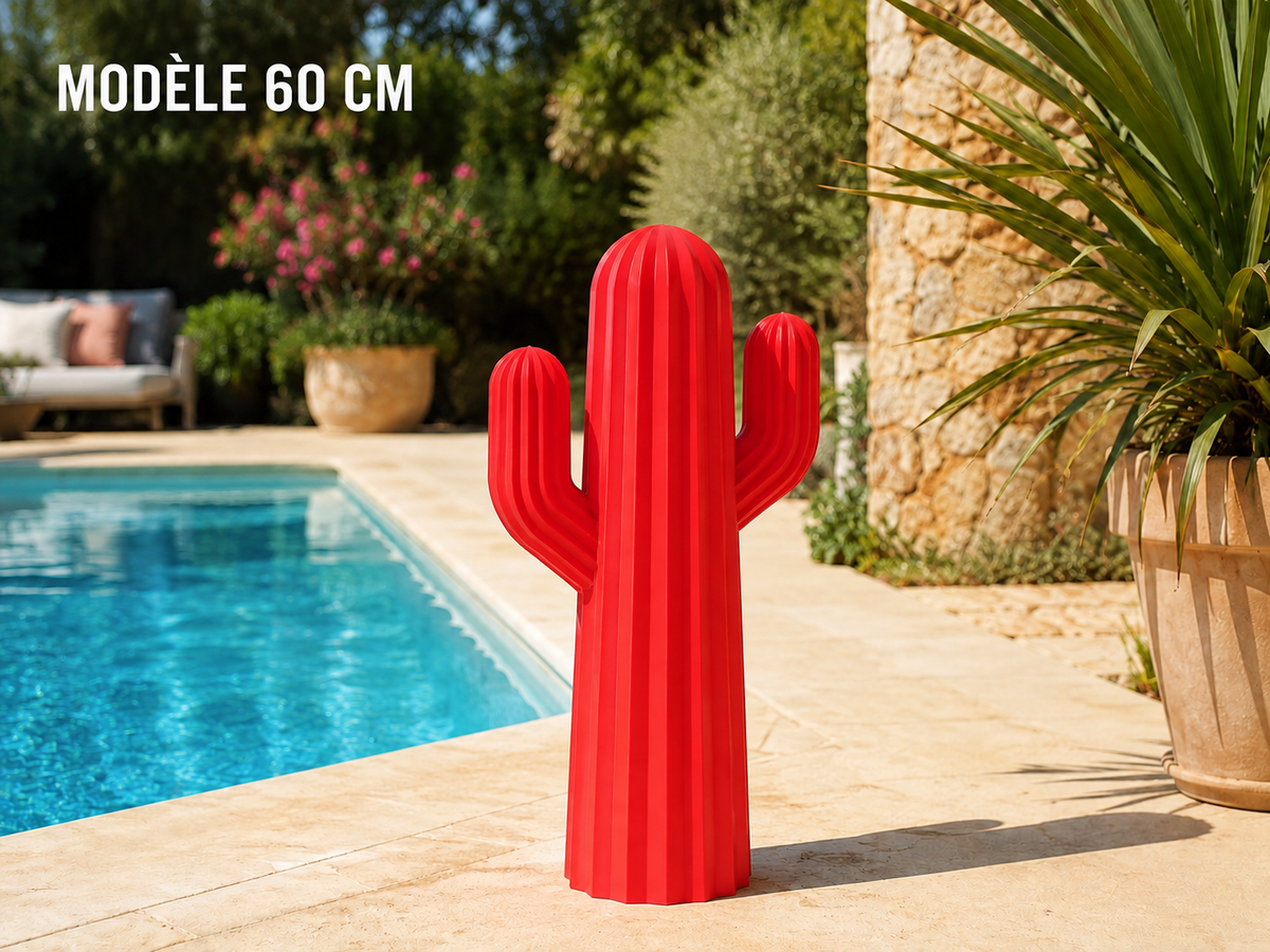 Cactus décoratif en 3D rouge dans un extérieur piscine