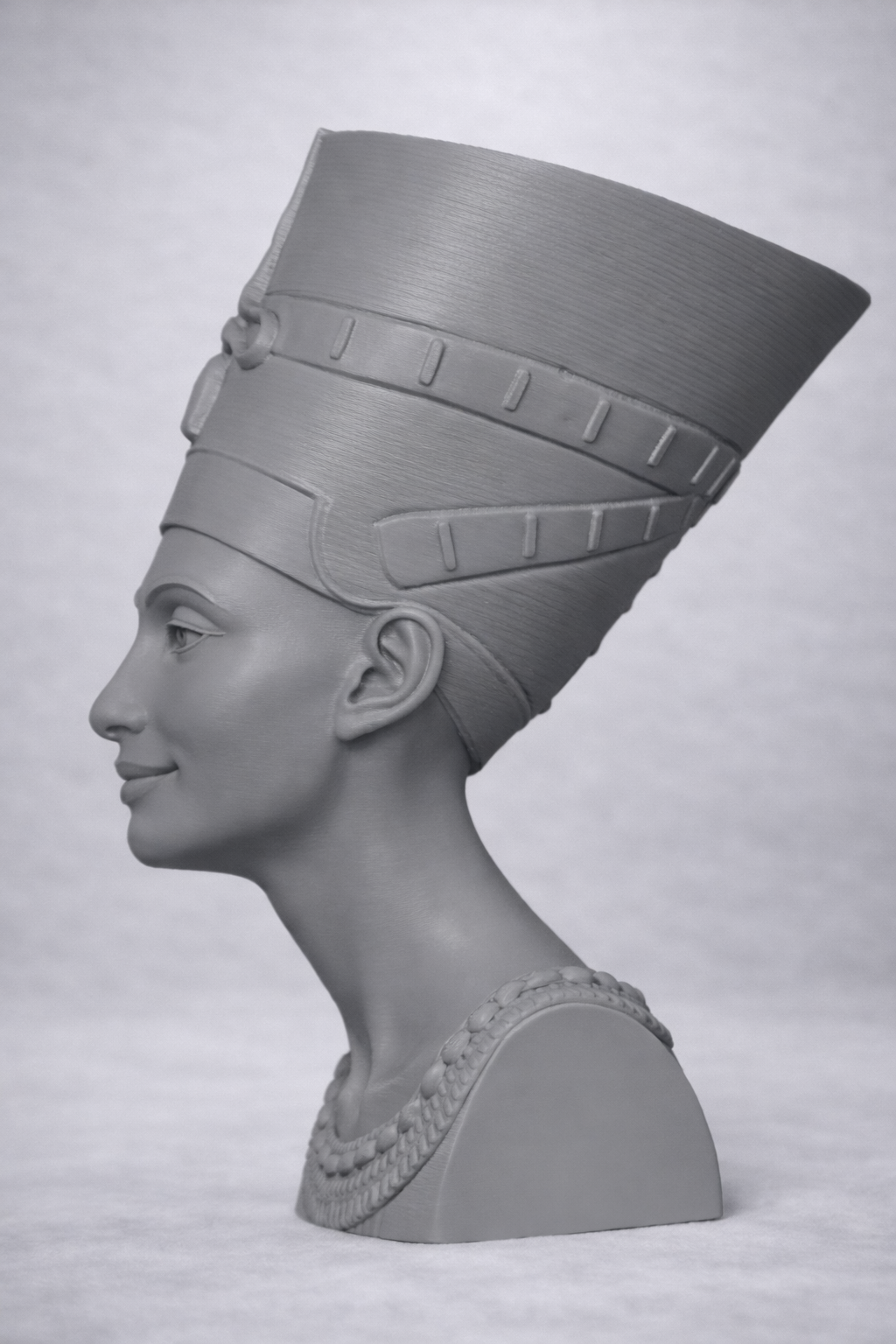 Buste de Néfertiti - Icône de l'Égypte Antique