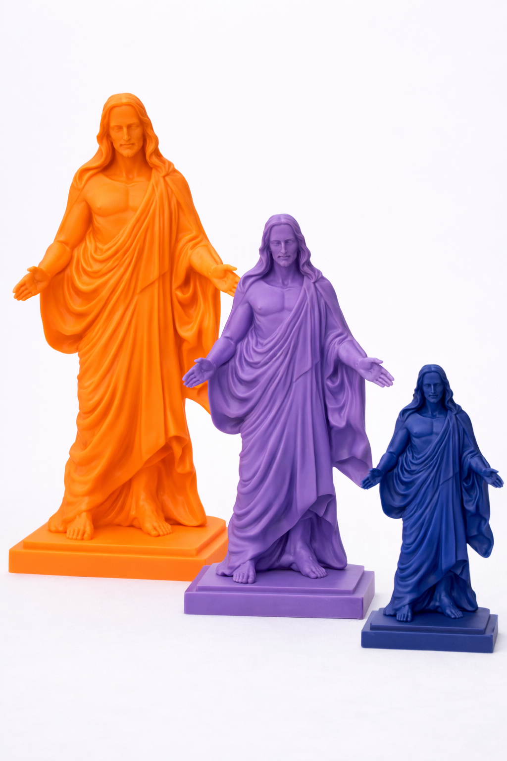 Statue Jésus-Christ décorative disponible en plusieurs couleurs